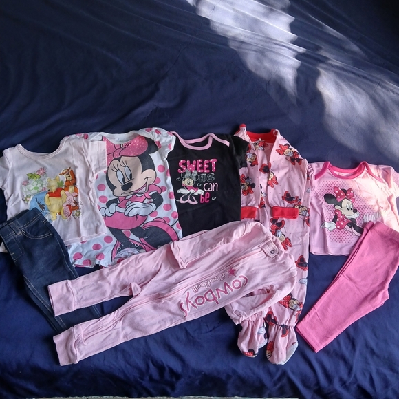 Baby Girl Lot Of 6 Size 12 Months Minnie Mouse/Winnie The Pooh/Cowboys - Picture 1 of 13